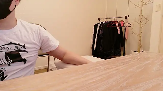 Snapshot of undo-busoku69 chatting on February 15, 2026, 6:36 am undo-busoku69 online show from February 15, 2026, 6:36 am