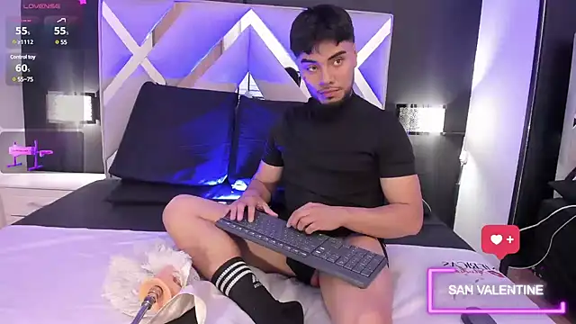 Tommidubois online show from February 8, 2025, 7:27 pm