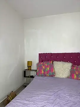 alinakiss online show from October 1, 2025, 10:13 pm