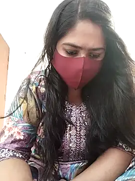 Magical Girl- online show from April 6, 2026, 4:46 am