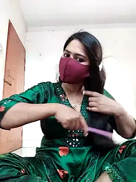 Magical Girl- online show from April 20, 2026, 7:22 am