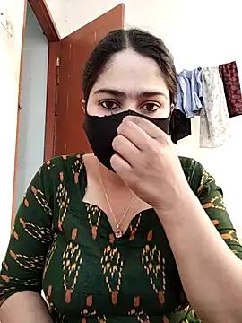 Magical Girl- online show from January 14, 2026, 6:28 am