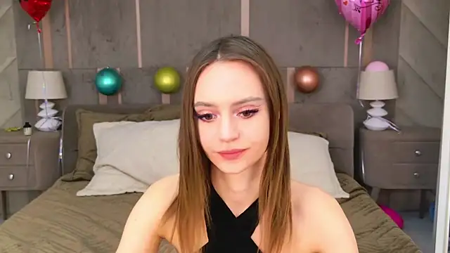 RebeccaMartons online show from February 17, 2025, 6:42 am
