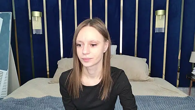 RebeccaMartons online show from March 18, 2025, 8:37 pm