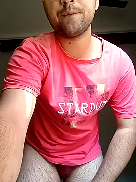 Snapshot of smartboy010101 chatting on November 21, 2025, 8:13 am smartboy010101 online show from November 21, 2025, 8:13 am