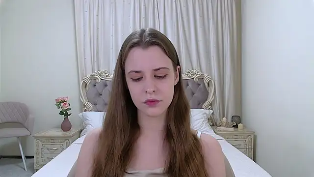 AgataAisitt online show from September 25, 2025, 5:30 pm