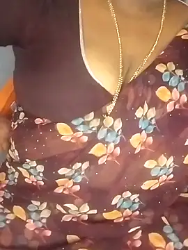 Sexy Radhikaa online show from September 27, 2025, 4:18 am