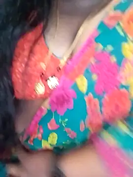 Sexy Radhikaa online show from November 1, 2025, 3:13 am