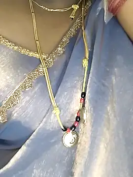 Sexy Radhikaa online show from February 28, 2026, 5:40 am