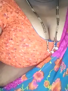 Sexy Radhikaa online show from February 24, 2026, 2:29 pm