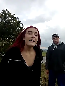 laura arias018 online show from November 19, 2025, 9:04 pm