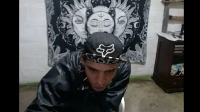 tayler punk noise online show from January 31, 2025, 3:30 am