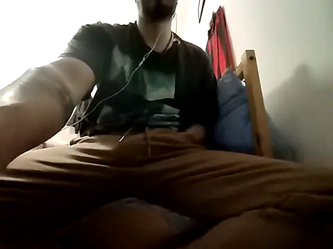 Matteonucera939 online show from February 26, 2026, 5:35 pm