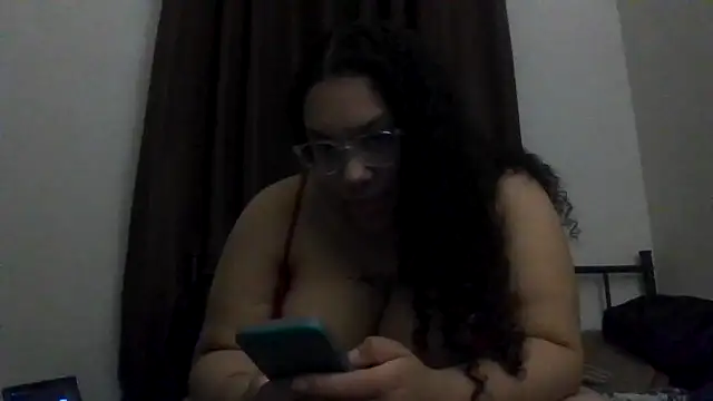 Snapshot of ariadxxx chatting on May 26, 2026, 2:20 am ariadxxx online show from May 26, 2026, 2:20 am