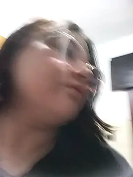 Snapshot of fresitaju chatting on November 27, 2025, 12:33 am fresitaju online show from November 27, 2025, 12:33 am