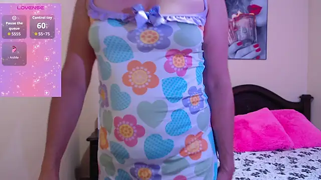 sara florez1 online show from October 24, 2025, 11:09 am