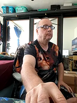 Manfred1012 online show from May 1, 2026, 8:08 am
