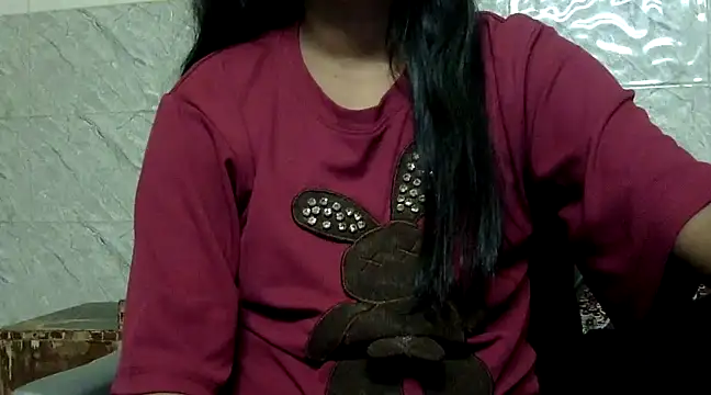 Hawt Shreya online show from January 28, 2025, 10:12 pm