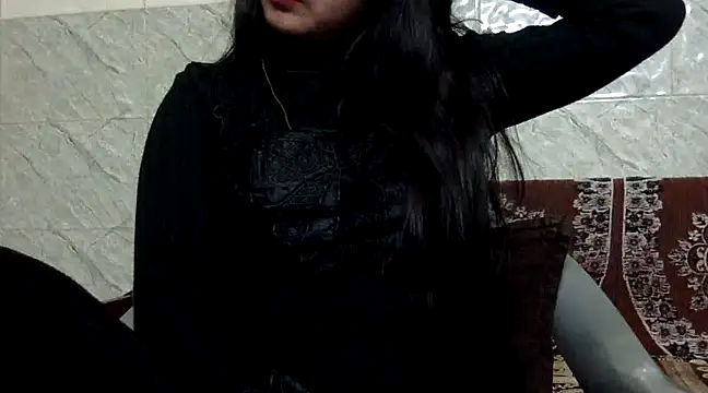 Hawt Shreya online show from February 2, 2025, 4:54 pm