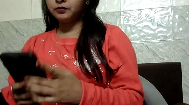 Hawt Shreya online show from February 12, 2025, 7:56 pm