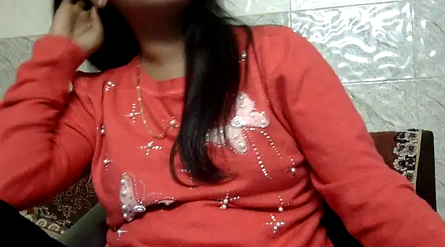 Hawt Shreya online show from February 10, 2025, 11:02 pm