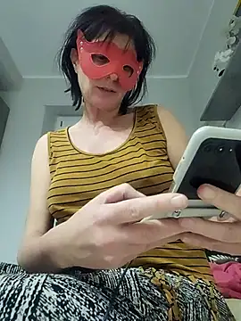 Vagabondainnamorata online show from November 11, 2025, 5:08 pm