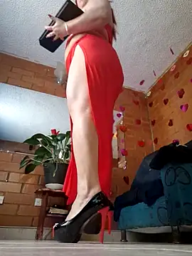 Snapshot of Scarlett45_ chatting on September 13, 2025, 7:25 pm Scarlett45 online show from September 13, 2025, 7:25 pm