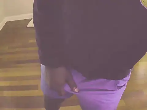 Snapshot of Bignc chatting on November 29, 2025, 5:57 pm Bignc online show from November 29, 2025, 5:57 pm