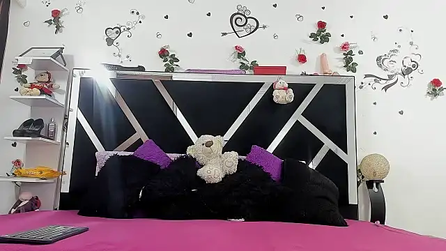 Snapshot of abby_eemily chatting on November 4, 2025, 12:09 pm abby eemily online show from November 4, 2025, 12:09 pm