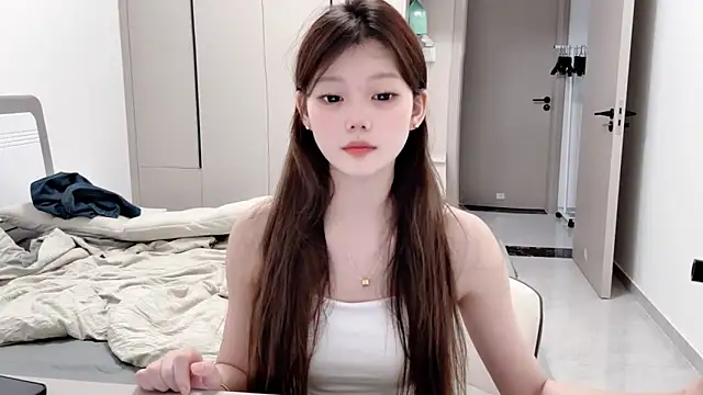 yangyang-1115 online show from September 15, 2025, 3:45 pm