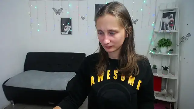 MichelLeee online show from October 3, 2025, 11:23 am