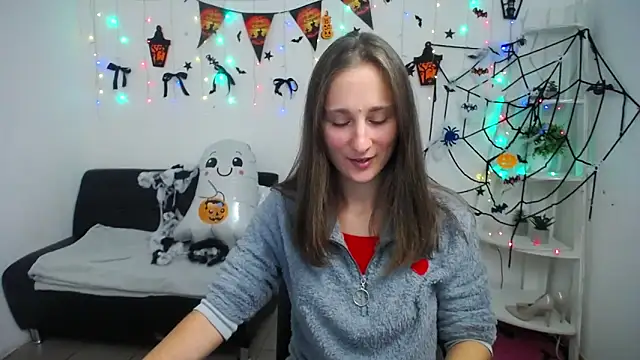 MichelLeee online show from October 16, 2025, 11:29 am