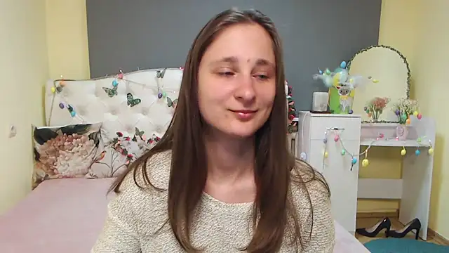 MichelLeee online show from April 7, 2026, 11:34 am