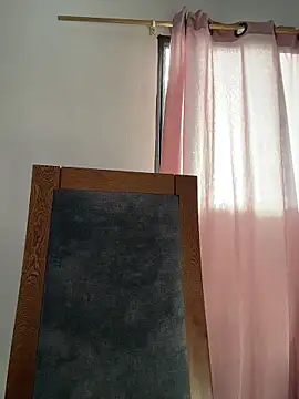 Lady Rey online show from February 15, 2026, 9:25 pm