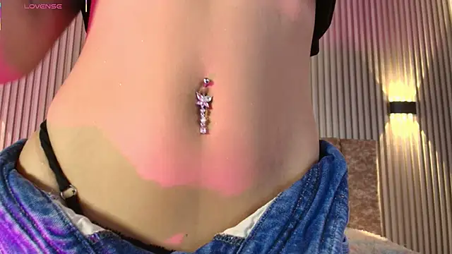 Snapshot of tiffany_johnson11 chatting on November 5, 2025, 7:17 pm tiffany johnson11 online show from November 5, 2025, 7:17 pm