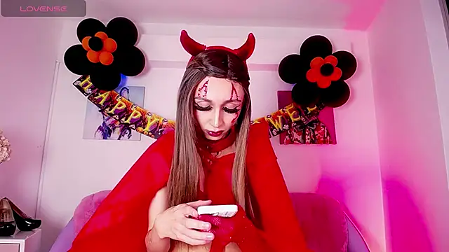 Aniie Doll online show from October 29, 2025, 8:35 am