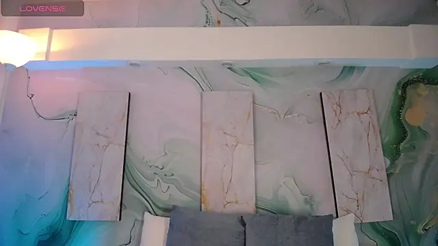 Aniie Doll online show from March 18, 2026, 8:21 pm