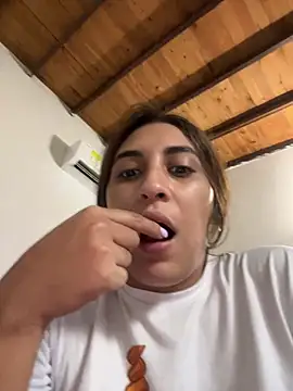 Snapshot of bigasssweet_2 chatting on March 16, 2025, 9:26 pm bigasssweet 2 online show from March 16, 2025, 9:26 pm