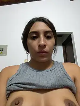 Snapshot of bigasssweet_2 chatting on February 19, 2025, 3:50 am bigasssweet 2 online show from February 19, 2025, 3:50 am