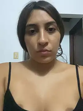 Snapshot of bigasssweet_2 chatting on February 18, 2025, 3:21 am bigasssweet 2 online show from February 18, 2025, 3:21 am