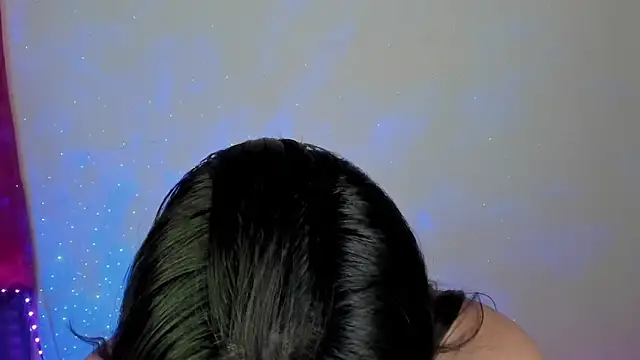 male couper online show from March 13, 2025, 12:56 pm