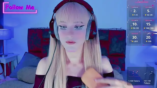 Kirmyy  online show from November 17, 2025, 9:52 pm