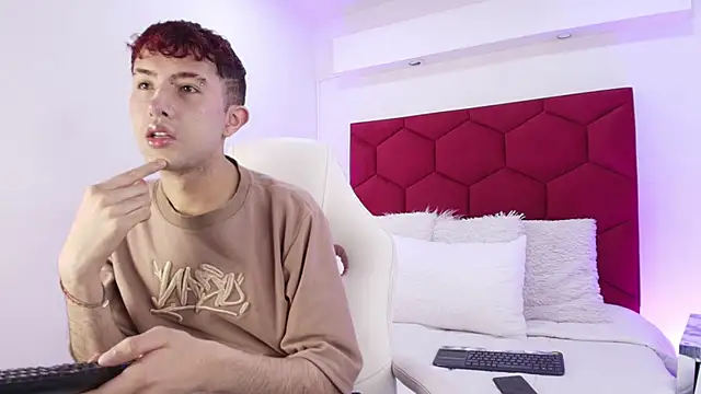 Noah Xitruxx online show from November 20, 2025, 12:50 pm