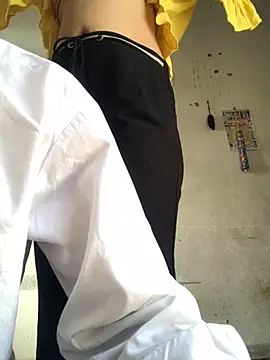 Snapshot of manuu79 chatting on March 13, 2025, 5:39 pm manuu79 online show from March 13, 2025, 5:39 pm