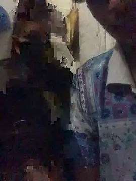 Snapshot of manuu79 chatting on February 6, 2025, 3:52 pm manuu79 online show from February 6, 2025, 3:52 pm