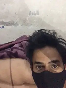 Snapshot of manuu79 chatting on March 5, 2025, 12:11 pm manuu79 online show from March 5, 2025, 12:11 pm