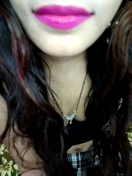 xpihu online show from March 2, 2025, 11:28 pm