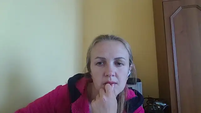 Milaniya261 online show from June 19, 2026, 12:55 pm