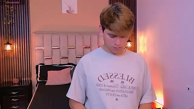 joe jhon online show from April 7, 2026, 1:57 pm