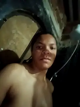 menina veneno21 online show from September 20, 2025, 7:52 pm